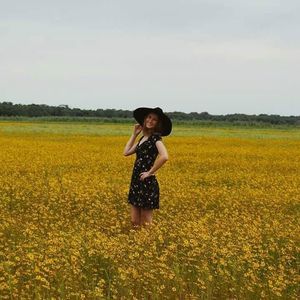 Meet your Posher, Alexis